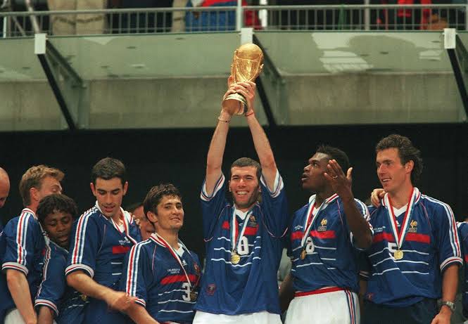 Zinedine Zidane celebrates France’s 1998 World Cup victory