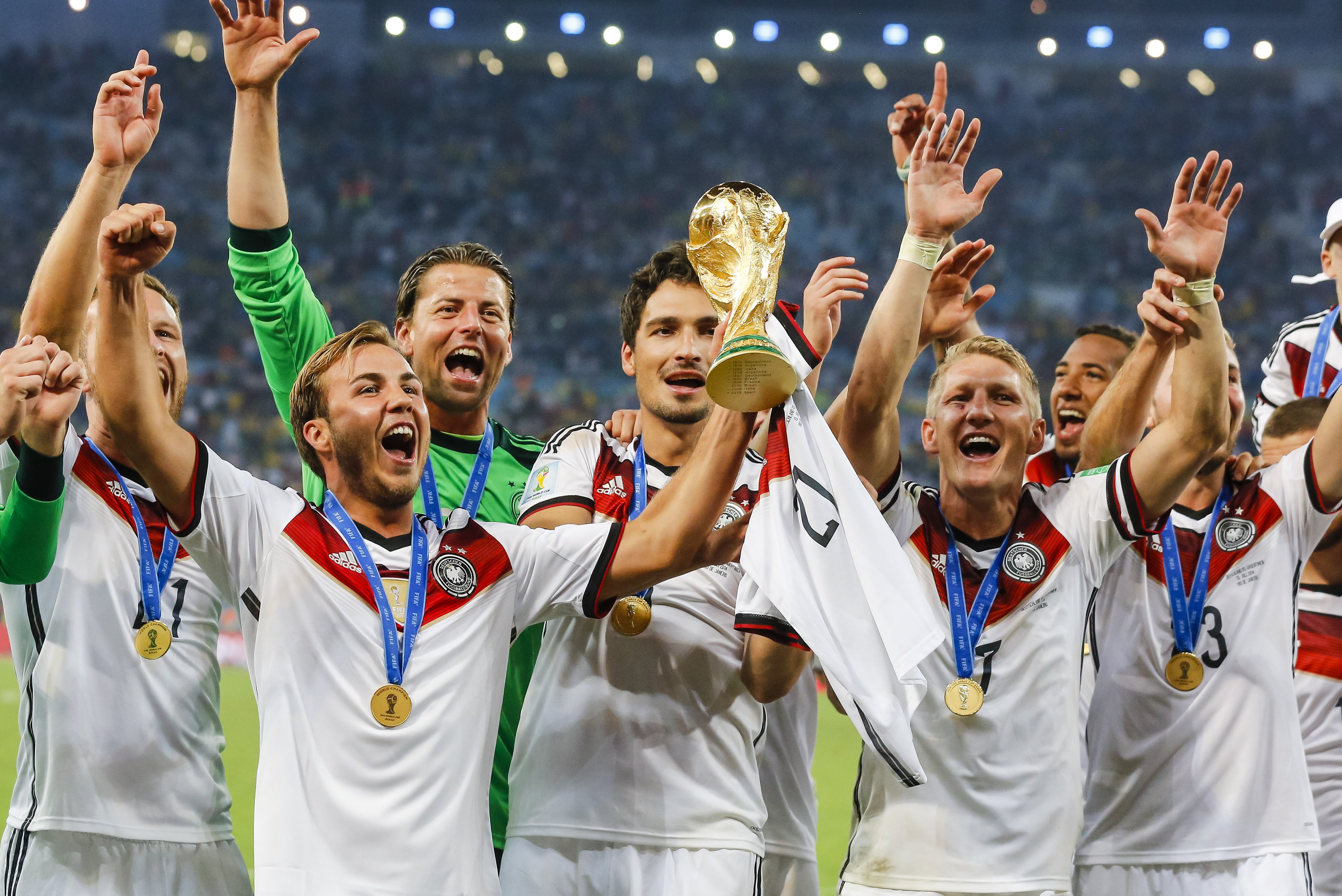 Manuel Neuer celebrates Germany’s 2014 World Cup victory
